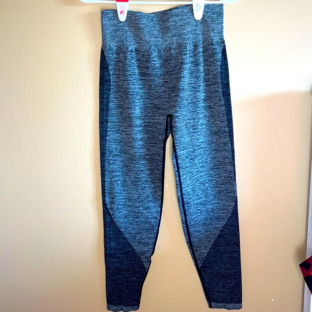 PINK black and grey pattern leggings